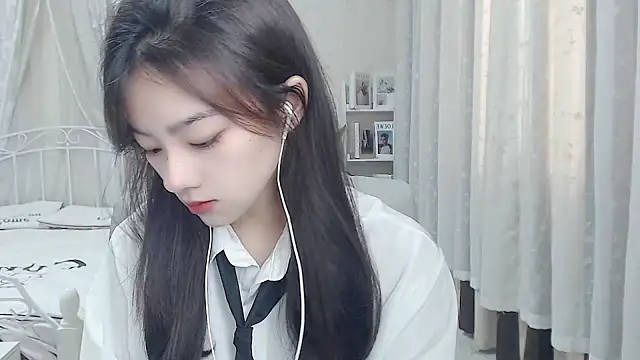Jenny-Z online show from 05/12/26, 01:47
