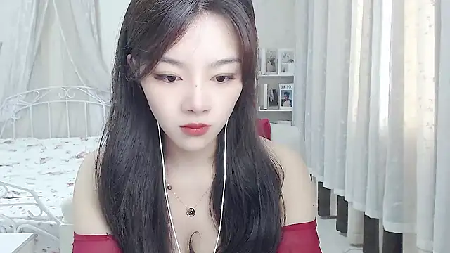 Snapshot of Jenny-Z chatting on 06/10/26, 01:28 Jenny-Z online show from 06/10/26, 01:28