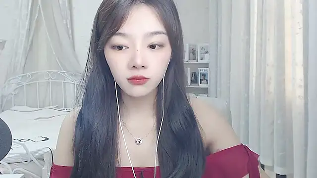 Snapshot of Jenny-Z chatting on 06/28/26, 01:33 Jenny-Z online show from 06/28/26, 01:33