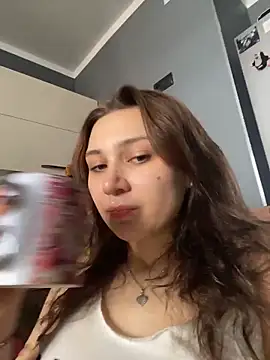 QuitieLia online show from 03/20/26, 07:13