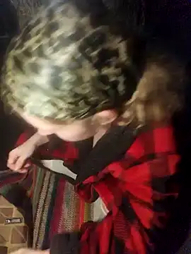 Snapshot of shadow199393 chatting on 01/19/25, 04:01 shadow199393 online show from 01/19/25, 04:01