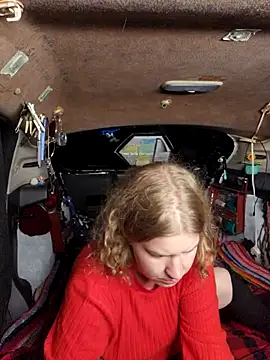 Snapshot of shadow199393 chatting on 10/29/25, 02:14 shadow199393 online show from 10/29/25, 02:14