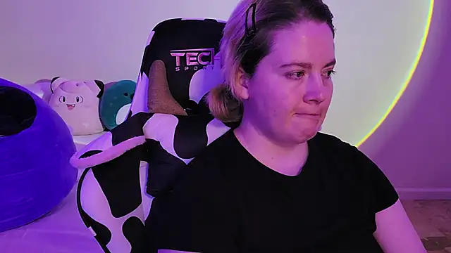 InternetFairy XO online show from 12/15/24, 06:15