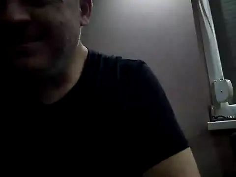 Snapshot of LSD669 chatting on 10/31/25, 04:02 LSD669 online show from 10/31/25, 04:02