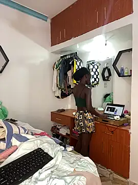 petiteebony 81 online show from 02/21/25, 01:55