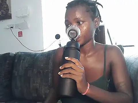 petiteebony 81 online show from 11/25/25, 07:36