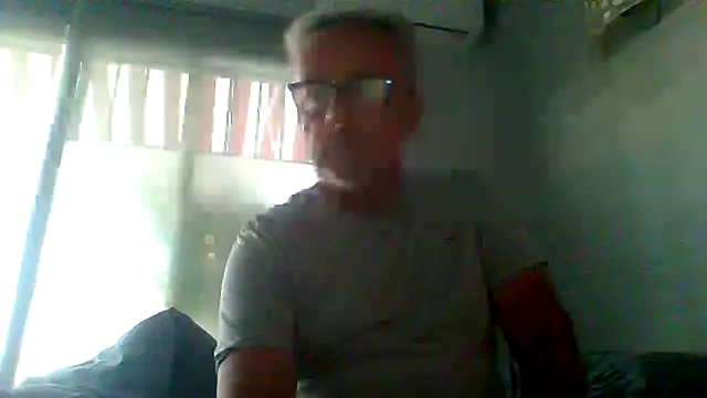 tuggy59 online show from 11/12/25, 07:09