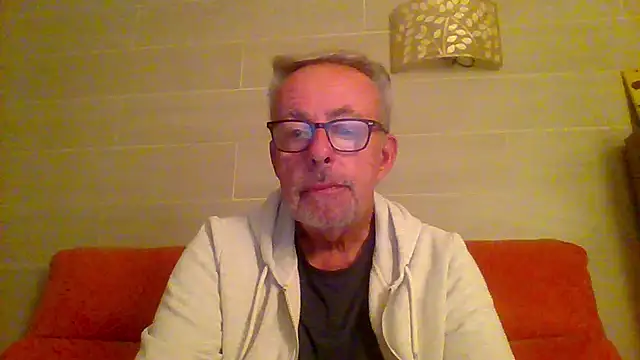 tuggy59 online show from 01/14/26, 06:19