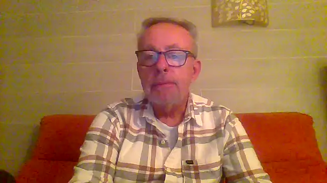 tuggy59 online show from 02/10/26, 05:33