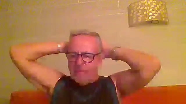tuggy59 online show from 06/29/26, 03:57