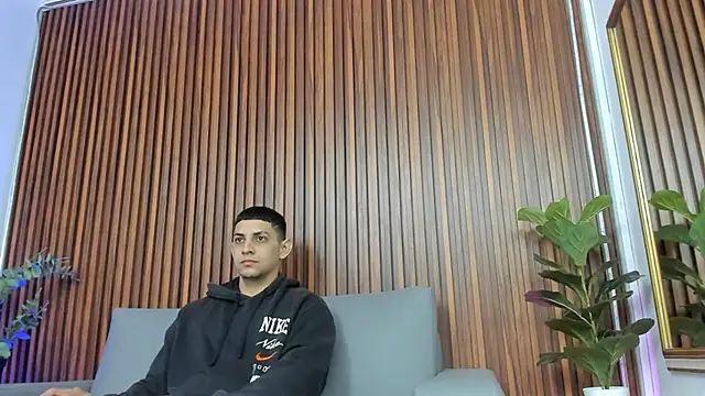 Alex cute77 online show from 02/14/26, 11:29