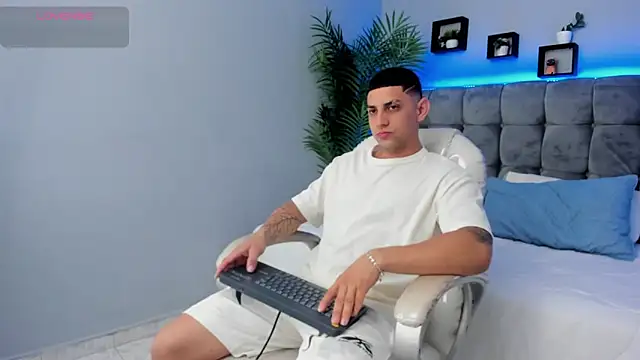 Alex cute77 online show from 03/21/26, 12:10