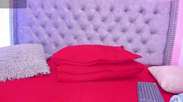 Sofia Girl  online show from 11/06/25, 07:42