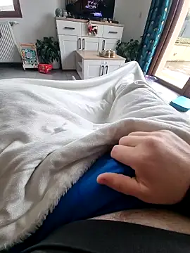 Snapshot of hairydickfr chatting on 02/25/25, 12:34 hairydickfr online show from 02/25/25, 12:34