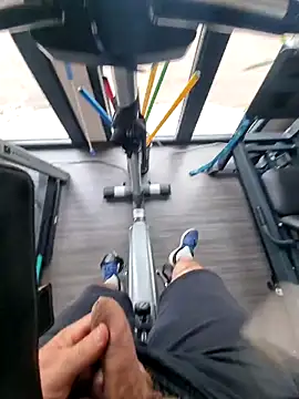 Snapshot of hairydickfr chatting on 09/15/25, 03:56 hairydickfr online show from 09/15/25, 03:56