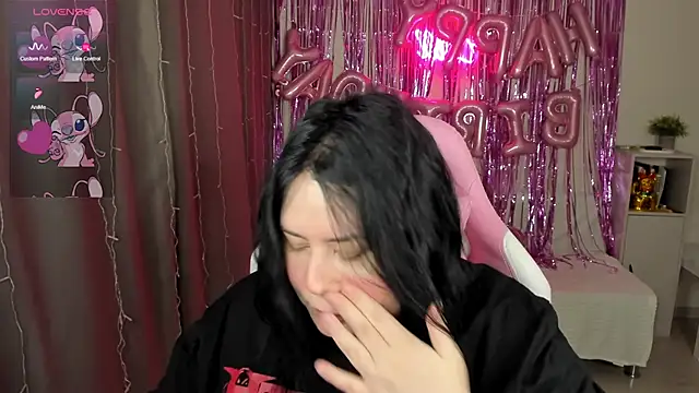 Akemi BBW online show from 04/16/26, 03:18