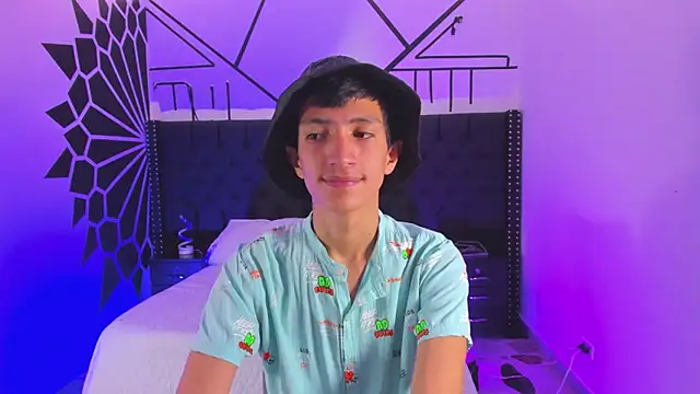 DereckCooperr online show from 01/29/25, 08:04