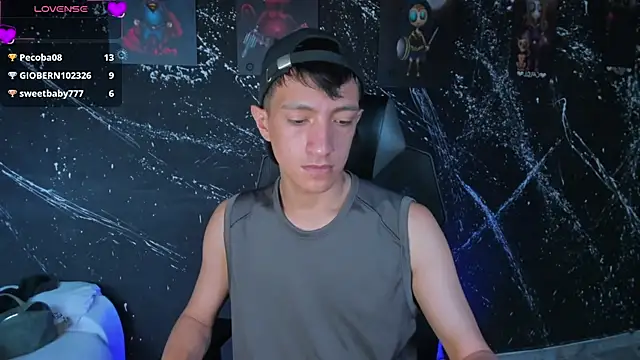 DereckCooperr online show from 04/10/26, 08:46