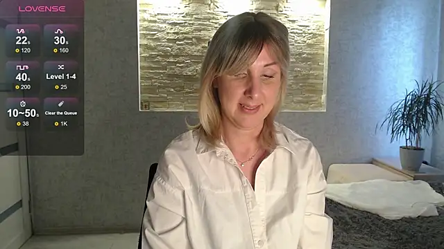 Ariel the mermaid online show from 04/29/26, 08:29