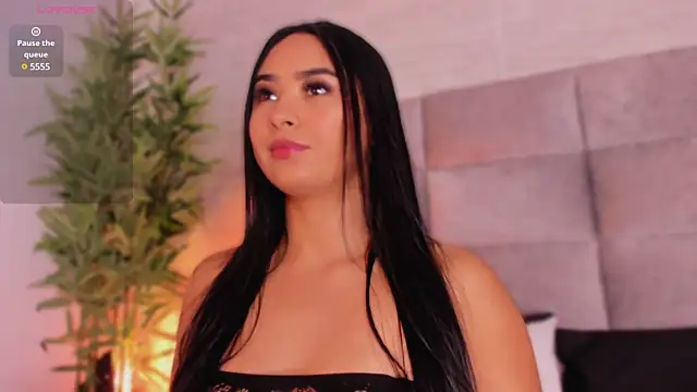 mia crawford online show from 03/15/25, 11:51