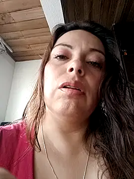 Snapshot of seherlatin chatting on 02/01/25, 07:55 seherlatin online show from 02/01/25, 07:55