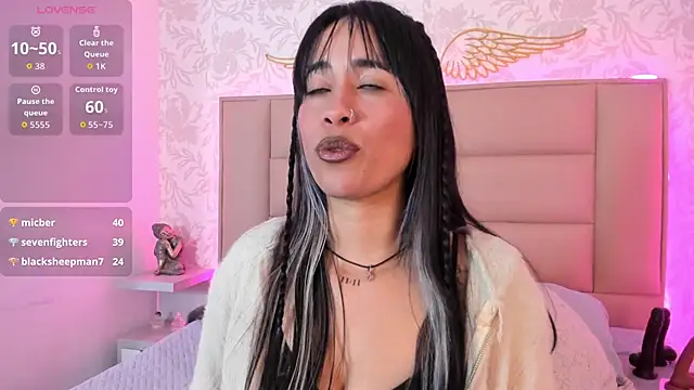 monserrat towers online show from 09/18/25, 01:35