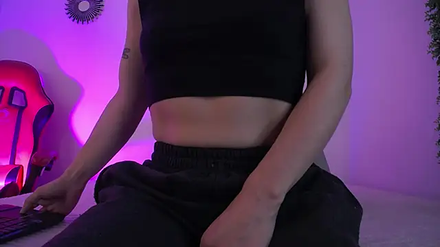 Katy Van online show from 12/03/25, 08:29