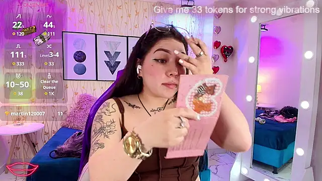 Snapshot of Isa_reel chatting on 03/05/25, 11:05 Isa reel online show from 03/05/25, 11:05