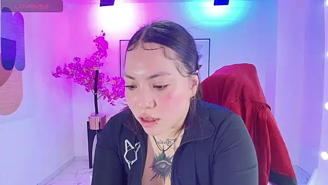Snapshot of Isa_reel chatting on 10/04/25, 07:56 Isa reel online show from 10/04/25, 07:56