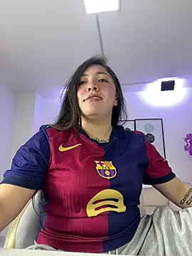 Snapshot of Isa_reel chatting on 04/22/26, 07:59 Isa reel online show from 04/22/26, 07:59