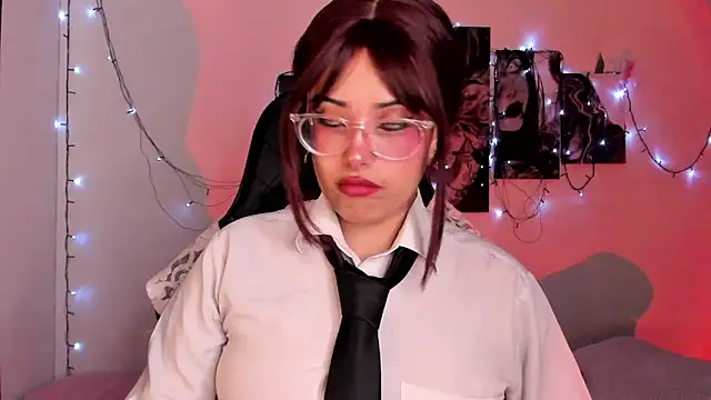 Snapshot of willow_poisson chatting on 11/01/25, 06:10 willow poisson online show from 11/01/25, 06:10