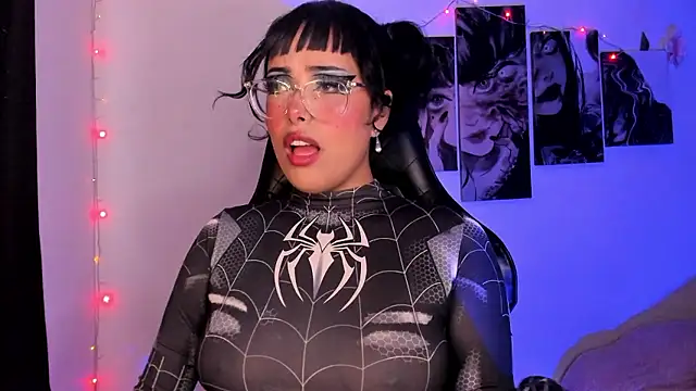 Snapshot of willow_poisson chatting on 01/10/26, 05:15 willow poisson online show from 01/10/26, 05:15