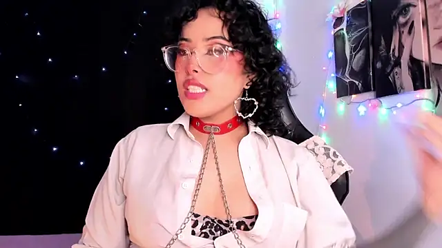 Snapshot of willow_poisson chatting on 02/07/26, 05:27 willow poisson online show from 02/07/26, 05:27