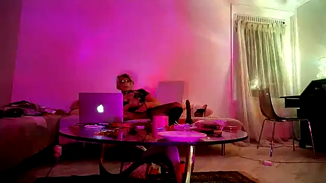 CharlotteVixxens online show from 02/26/25, 11:15