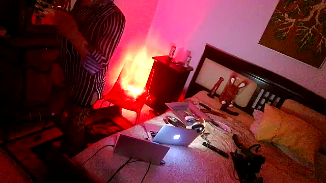 CharlotteVixxens online show from 03/01/26, 10:01