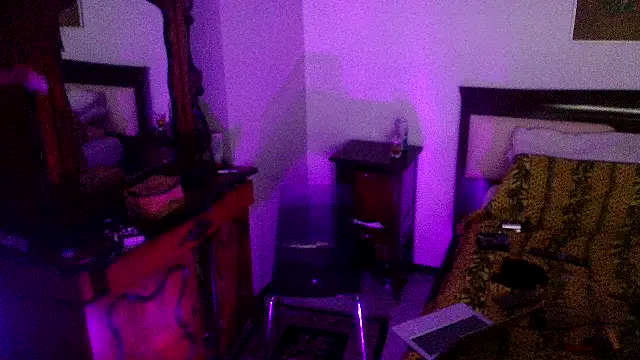 CharlotteVixxens online show from 04/21/26, 12:56