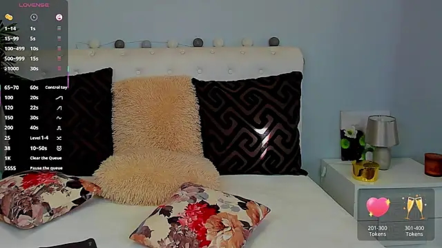 Snapshot of Anysa_Reye chatting on 06/11/26, 12:36 Anysa Reye online show from 06/11/26, 12:36