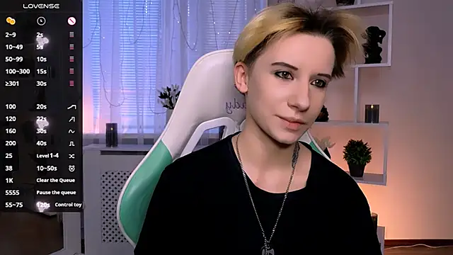 Snapshot of _Rein_ramm chatting on 05/09/26, 02:22 Rein ramm online show from 05/09/26, 02:22