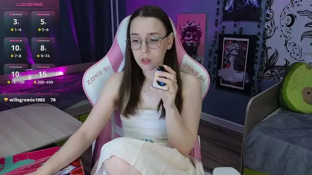 Sweet frosti online show from 02/05/26, 03:44