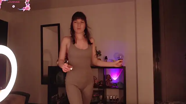 CherryBlossom    online show from 04/01/26, 01:50