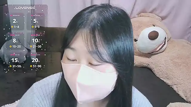 Snapshot of yuinyan3150 chatting on 11/30/25, 04:27 yuinyan3150 online show from 11/30/25, 04:27