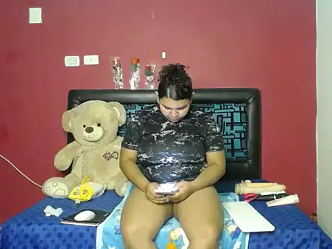 karolhot916 online show from 03/02/26, 09:43