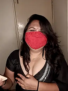 Snapshot of Love-priya chatting on 02/07/25, 04:56 Love-priya online show from 02/07/25, 04:56