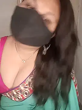 Snapshot of Love-priya chatting on 03/22/25, 06:54 Love-priya online show from 03/22/25, 06:54