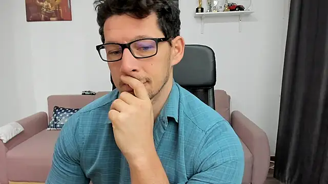 BrutusK08 online show from 01/21/25, 07:26