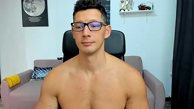 BrutusK08 online show from 10/13/25, 07:08