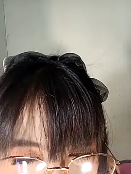 Snapshot of Chall_mee chatting on 02/22/26, 10:19 Chall mee online show from 02/22/26, 10:19