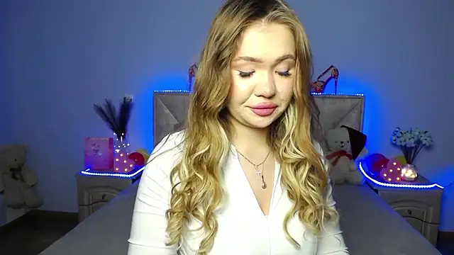 Snapshot of StacyYellig chatting on 01/18/25, 04:04 StacyYellig online show from 01/18/25, 04:04