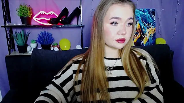 Snapshot of StacyYellig chatting on 01/21/25, 04:21 StacyYellig online show from 01/21/25, 04:21