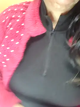 CUTE SOPHIA- online show from 12/15/24, 06:37